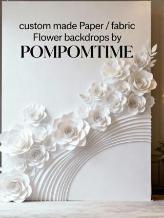 Cloud Dancer ✨ čistota, lehkost a nadčasová elegance 💍 Plánujete svatbu v jemných, krémově bílých tónech? V Pompomtime...